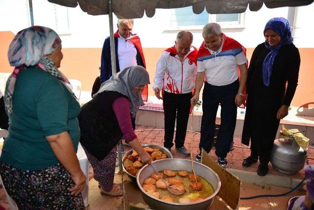 Kumluca’da Dördüncü Cumhuriyet Yürüyüşü Gerçekleştirildi