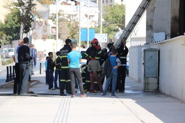 Gaziantep’te Kullanılmayan Barakada Yangın