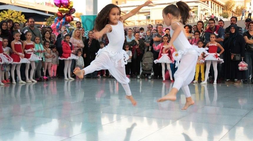 Sokakta Bale G&ouml;sterisi