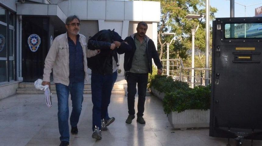 Okullara Dadanan Hırsızlar Yakayı Ele Verdi