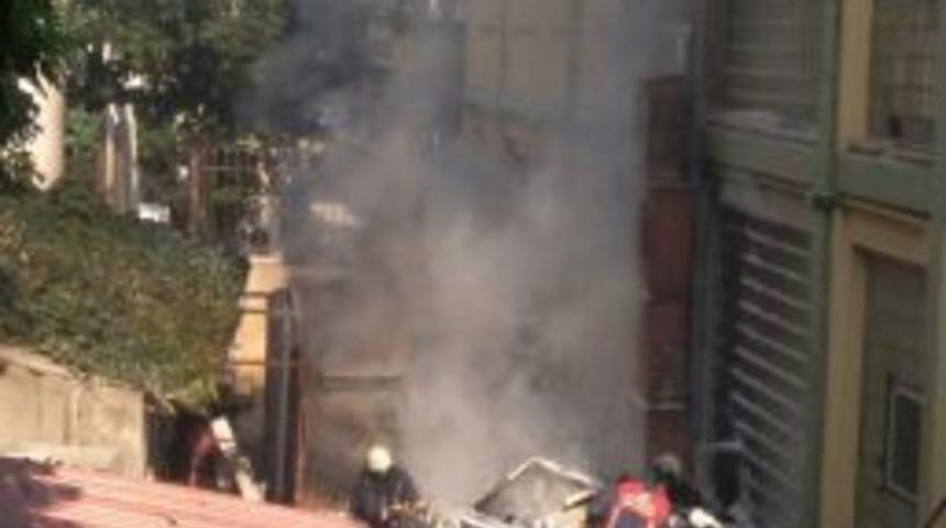 Haseki Hastanesinde Yangın Paniği