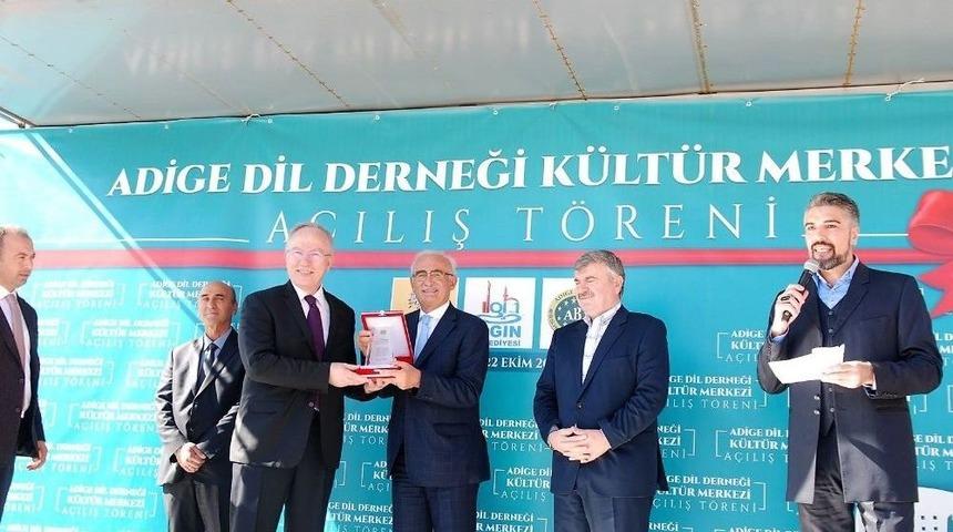 Başkan Yılmaz: &ldquo;&ccedil;erkes Halkı Onurlu Ve Gururlu Bir Millet&rdquo;