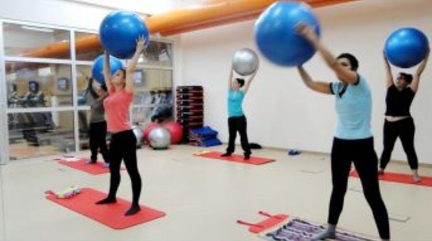 Taşk&ouml;pr&uuml; Belediyesi, Bayanlara Y&ouml;nelik &Uuml;cretsiz Plates Kursu A&ccedil;acak