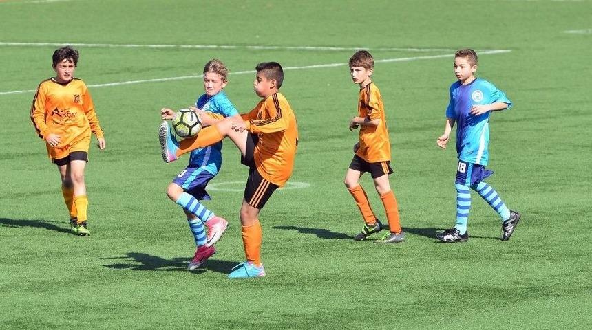 Belediyespor&rsquo;dan &rsquo;yıldırım&rsquo; Başlangı&ccedil;