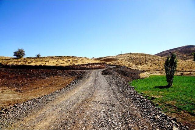 B&uuml;y&uuml;kşehir Belediyesi Yol &Ccedil;alışmalarına Devam Ediyor 2