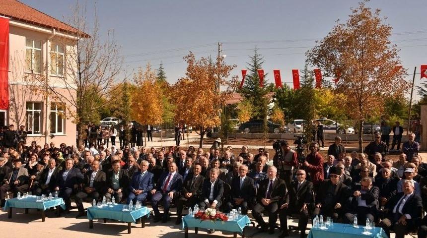 &Ccedil;erkes Dilini Ve K&uuml;lt&uuml;r&uuml;n&uuml; Yaşatacak K&uuml;lt&uuml;r Merkezi A&ccedil;ıldı