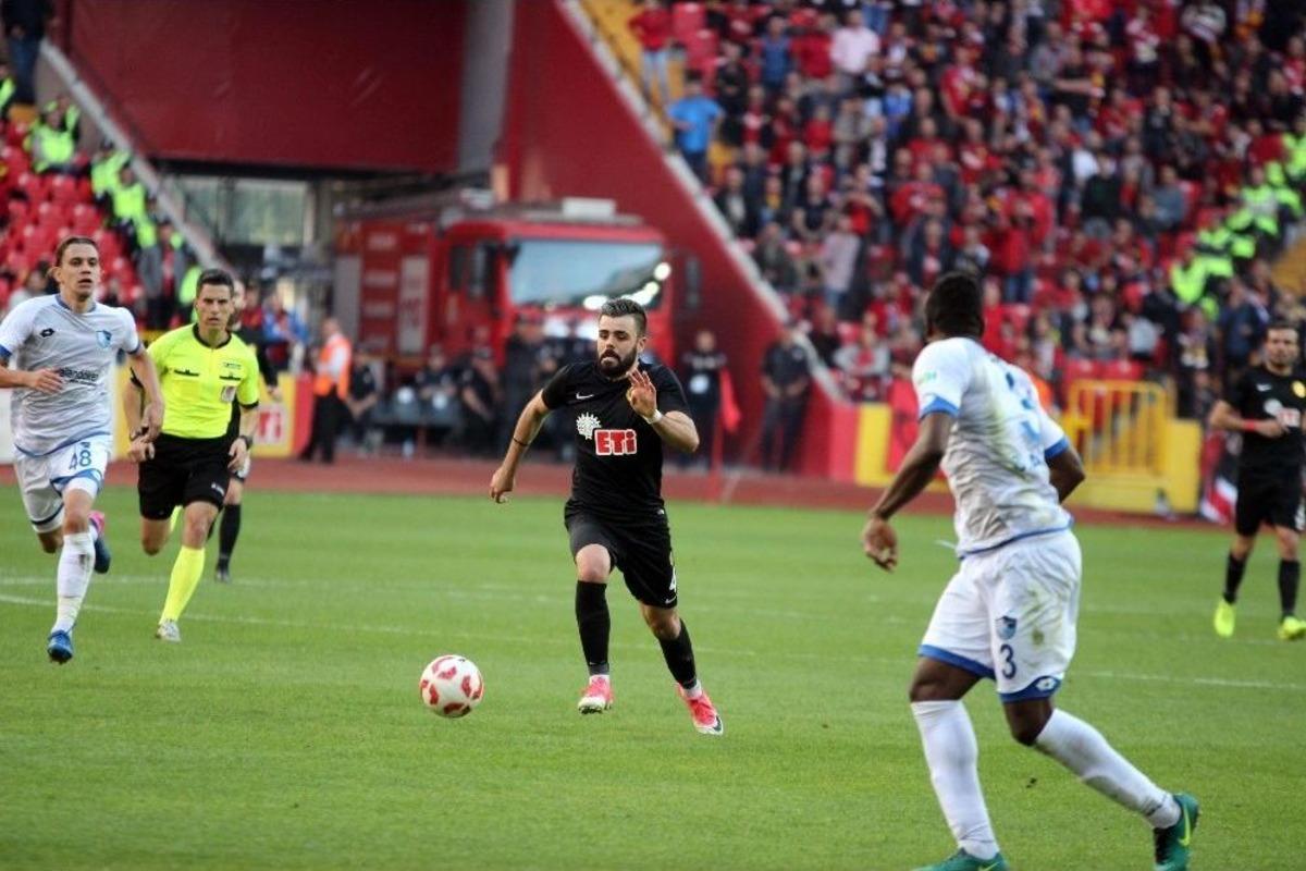Tff 1. Lig: Eskişehirspor: 3 - B&uuml;y&uuml;kşehir Belediye Erzurumspor: 1