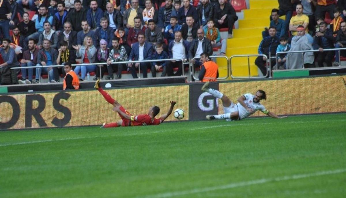 S&uuml;per Lig: Kayserispor: - Atiker Konyaspor: (ilk Yarı)