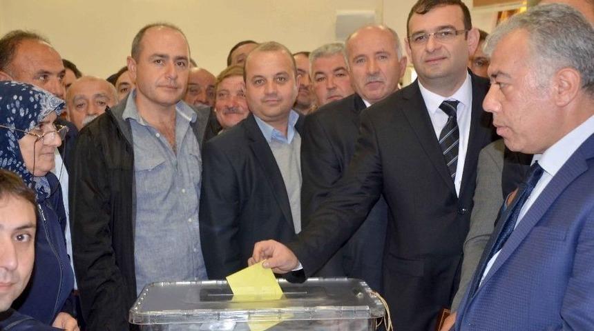 Ak Parti Taşk&ouml;pr&uuml; İl&ccedil;e Başkanlığına H&uuml;seyin Erol Se&ccedil;ildi