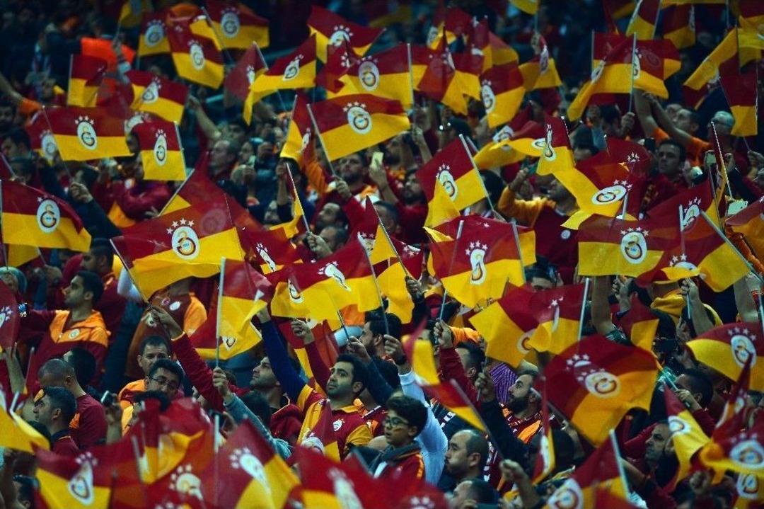S&uuml;per Lig: Galatasaray: - Fenerbah&ccedil;e: (ma&ccedil; Devam Ediyor)
