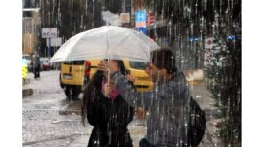 Meteoroloji&rsquo;den Uyarı: Akşam Saatlerinden İtibaren Dikkatli Olun