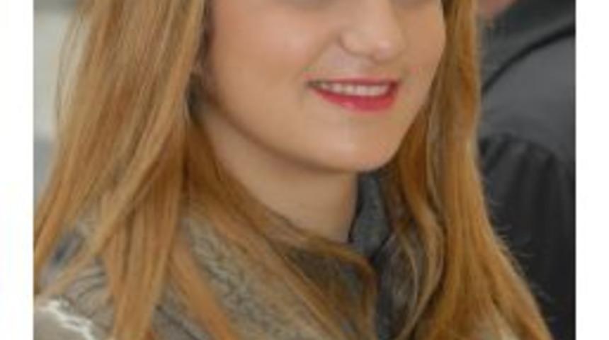 5 Kattan D&uuml;şen Gen&ccedil; Kız Hayatını Kaybetti