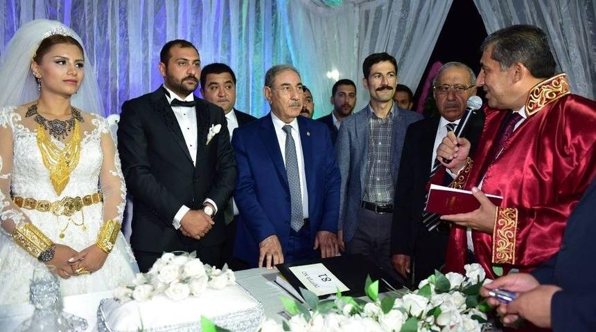 Atilla Ailesinin Mutlu G&uuml;n&uuml;