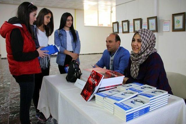 Rektör Biber: “yazar Ve Şairlerimizi Ne Kadar İyi Tanırsak O Kadar Yerli Ve Milli Olabiliriz”