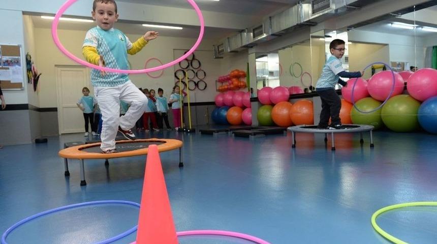 &Ccedil;ocuklar Kışı Spor Yaparak Ge&ccedil;irecek