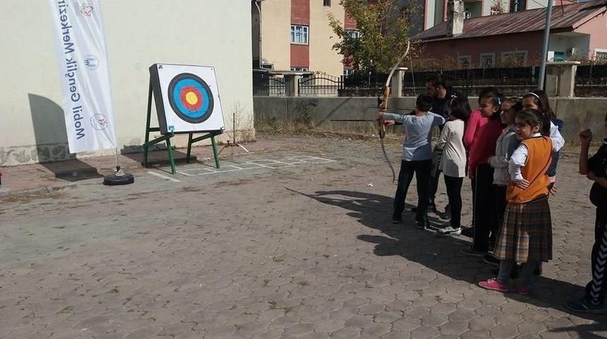 &lsquo;mobil Gen&ccedil;lik Merkezim&rsquo; İl&ccedil;elere Taşındı