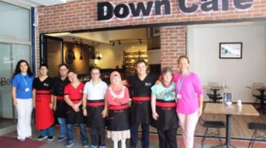 D&uuml;zce&rsquo;den İzmit Belediyesi&rsquo;nin Projelerini İncelemeye Geldiler