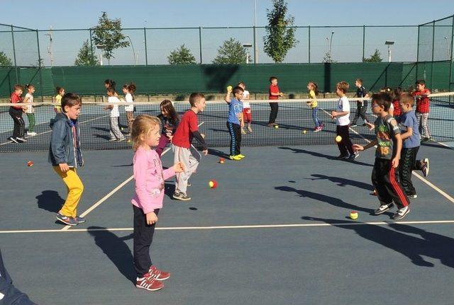 Okullar Spor İ&ccedil;in Harekete Ge&ccedil;ti 1