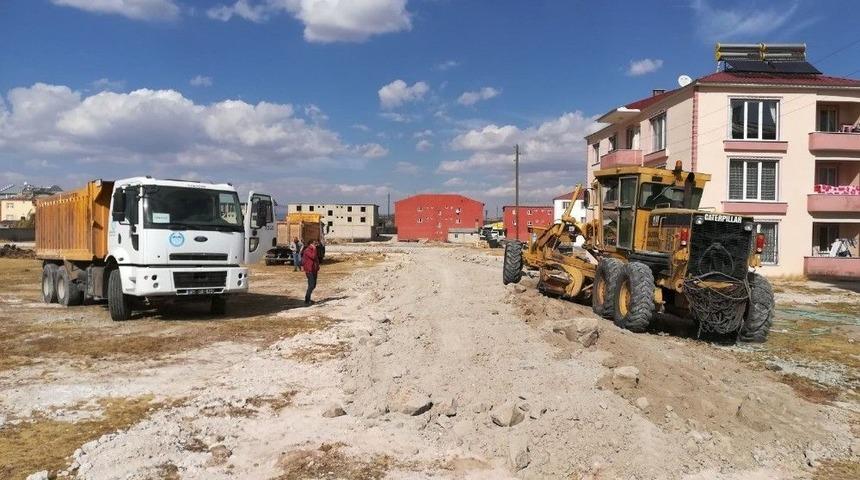 Çaldıran’da Yol Açma Çalışması