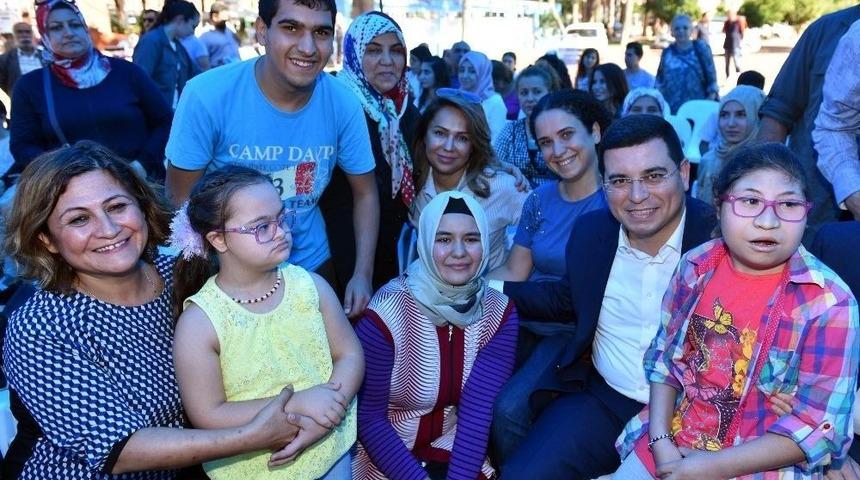 Sevgi İzi&rsquo;ne Dokuma Park&rsquo;ta Kavuştular