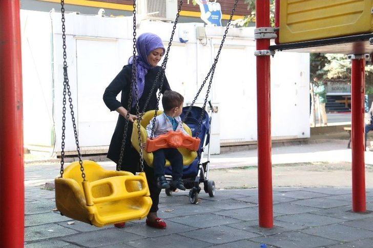 16 Yıllık Kanser Hastası Genç Kadının Tek Hayali Çocuk Sahibi Olmak G4