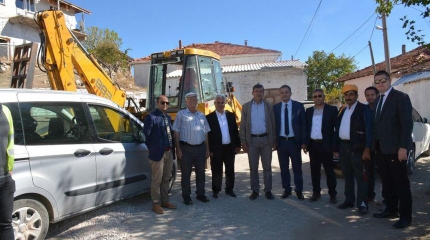 Manisa&rsquo;da 154 Mahalle Projesi Hız Kesmiyor