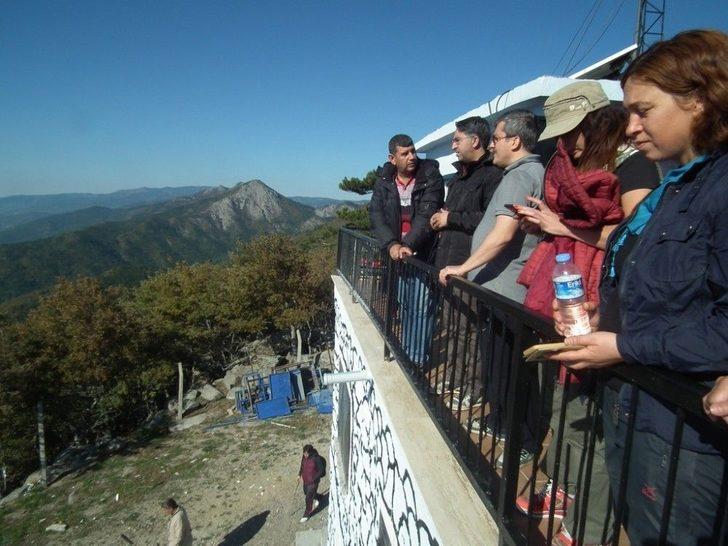 Havran’da “bengi İle Zirveye” Sloganı İle Eybek Dağı’na Çıktılar G3