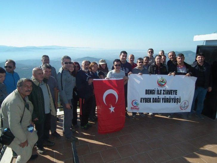 Havran’da “bengi İle Zirveye” Sloganı İle Eybek Dağı’na Çıktılar G4