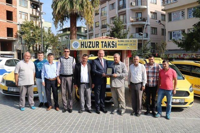 Taksicilerden Başkan Işık&rsquo;a Teşekk&uuml;r 1
