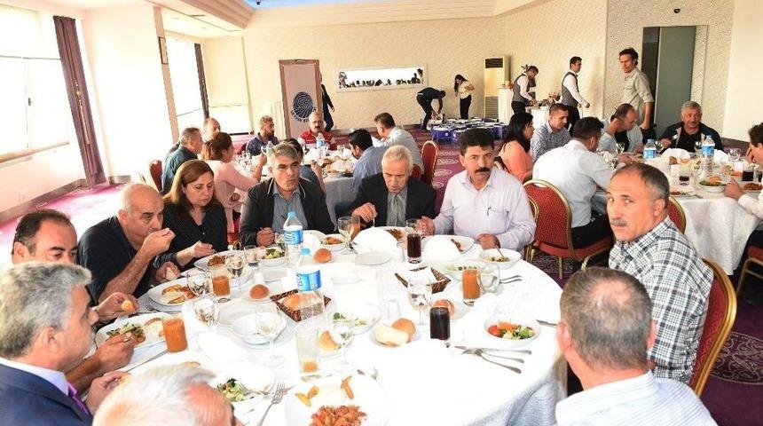 Başkan Karalar, Muhtarlarla Buluştu