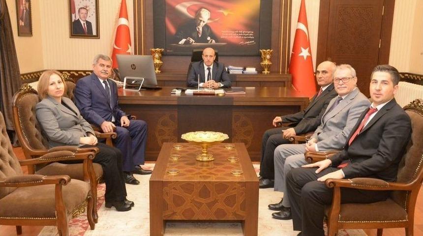 Vali &Ccedil;ift&ccedil;i, Ptt&rsquo;yi Ağırladı