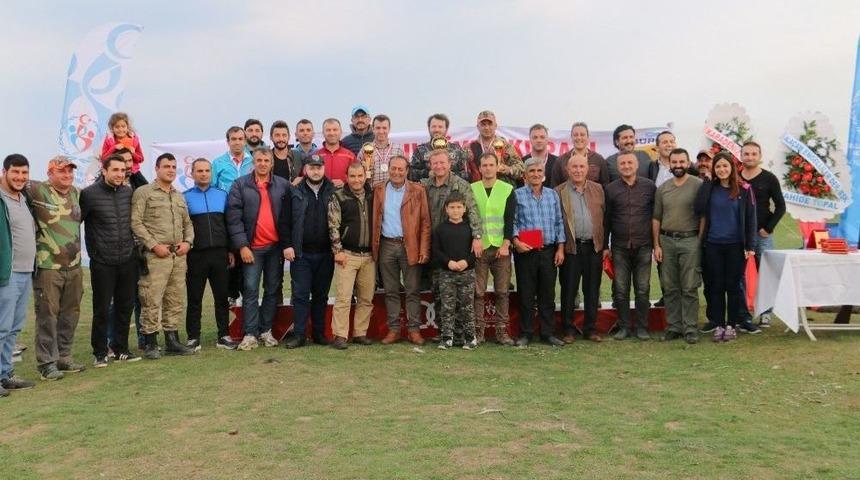 Ala&ccedil;am&rsquo;da Cumhuriyet Kupası &Ouml;d&uuml;lleri Sahiplerini Buldu