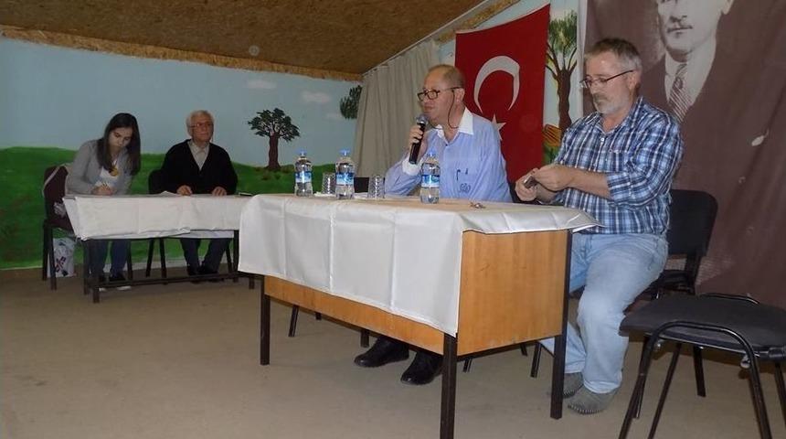 İl&ccedil;e Milli Eğitim M&uuml;d&uuml;r&uuml; Ko&ccedil; Okul Aile Birliği Toplantısına Katıldı