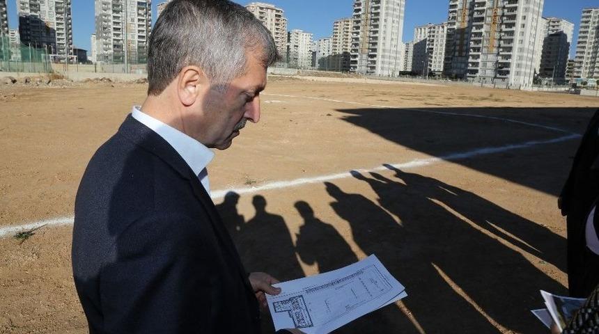 Tahmazoğlu&rsquo;ndan Spora Yatırım S&uuml;r&uuml;yor