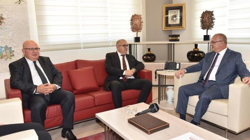 Manisa&rsquo;da Elektrikli Otob&uuml;sler İ&ccedil;in &Ouml;nemli İmza