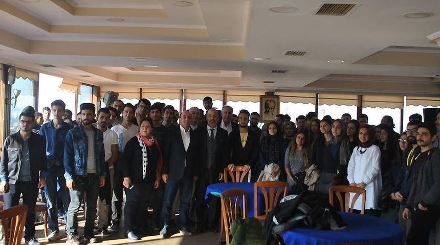 219 &Ouml;ğrenciye Burs Sevinci