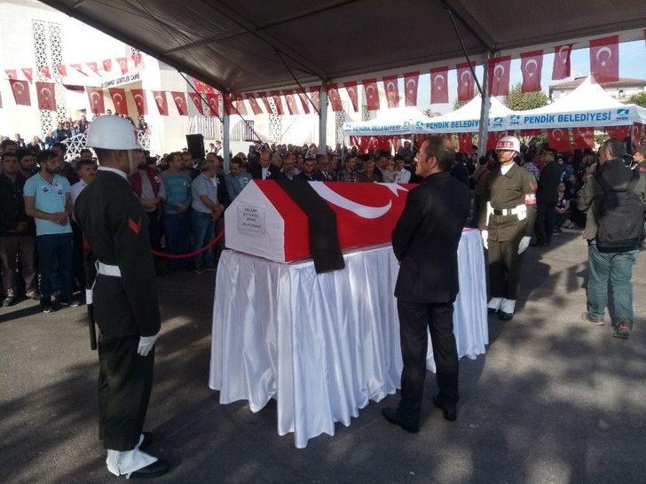 Van’da Şehit Olan Asker Son Yolculuğuna Uğurlandı G3