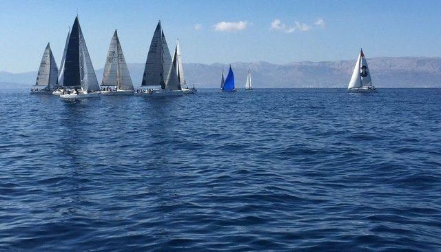 Çeşme’de Sonbahar Trofesi Heyecanı Devam Ediyor