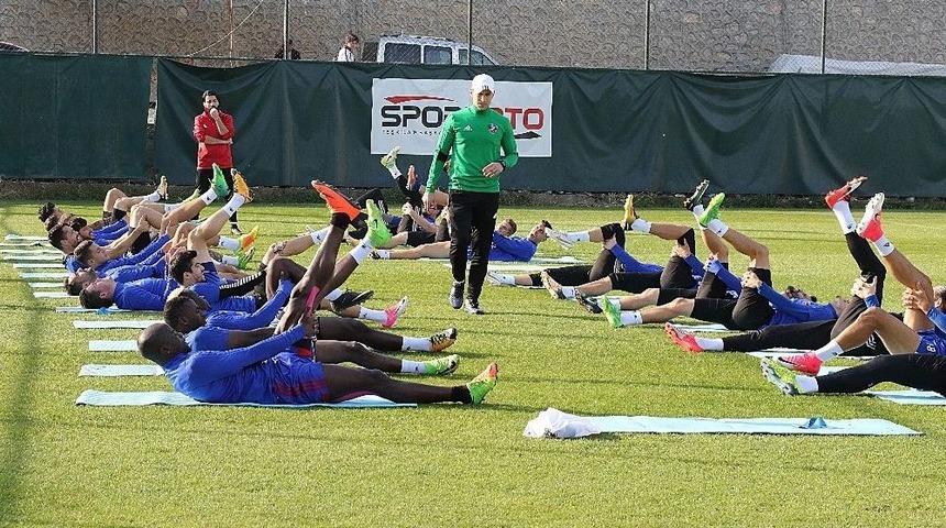 Karab&uuml;kspor&rsquo;da &Ccedil;ifte Hazırlık