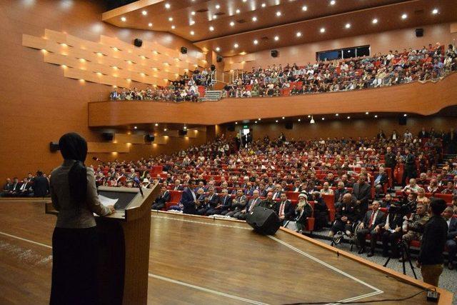 Yunus Emre, Neşet Ertaş Kültür Ve Sanat Merkezinde Anlatıldı