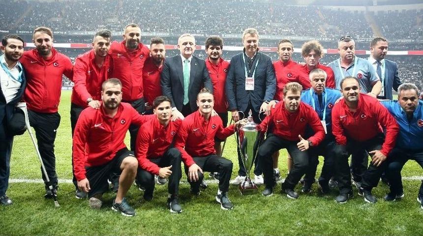 Ampute Milli Takımı, Vodafone Park&rsquo;ta