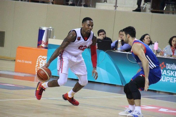 Tahincioğlu Basketbol Süper Ligi: Eskişehir Basket: 84 - Anadolu Efes: 86 G4