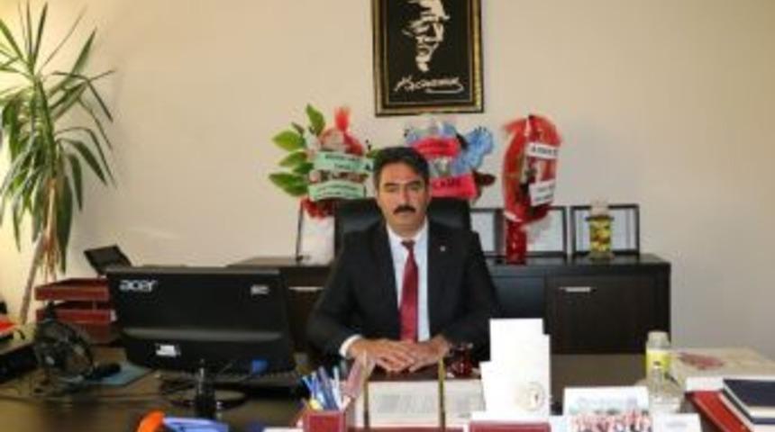 Y&uuml;ksekokula Sekreter Ataması