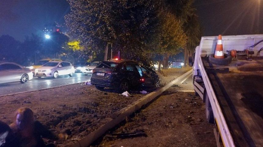 (&ouml;zel Haber) Sahil Yolunda Makas Atan S&uuml;r&uuml;c&uuml; Dehşeti: 5 Yaralı