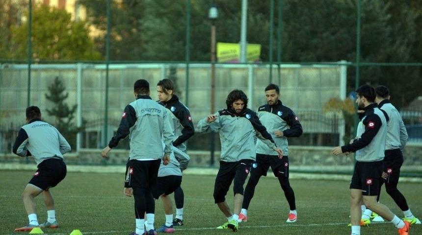 Mavi- Beyazlılarda Ziraat T&uuml;rkiye Kupası Hazırlığı