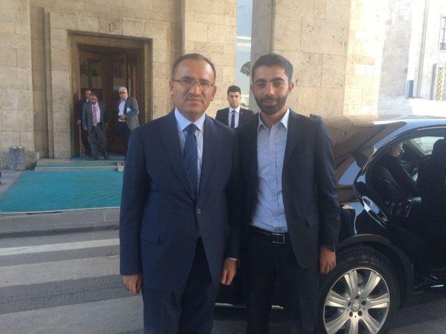 Malazgirt&rsquo;in &lsquo;g&ouml;n&uuml;l El&ccedil;isi&rsquo; &Ccedil;alışıyor 1