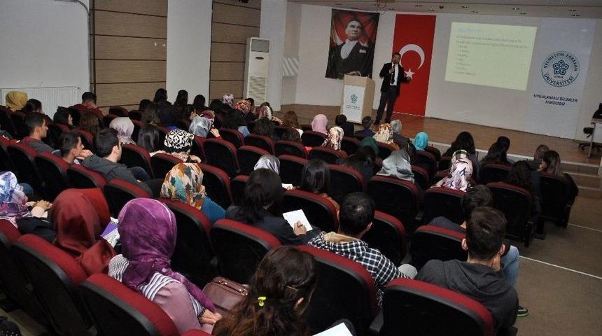 Ne&uuml;&rsquo;l&uuml; &Ouml;ğrenciler Madde Bağımlılığı Konusunda Bilgilendirildi