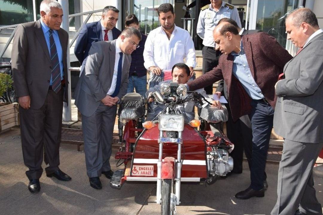 Engelli Vatandaşa, &Ouml;zel Tasarlanmış Motosiklet
