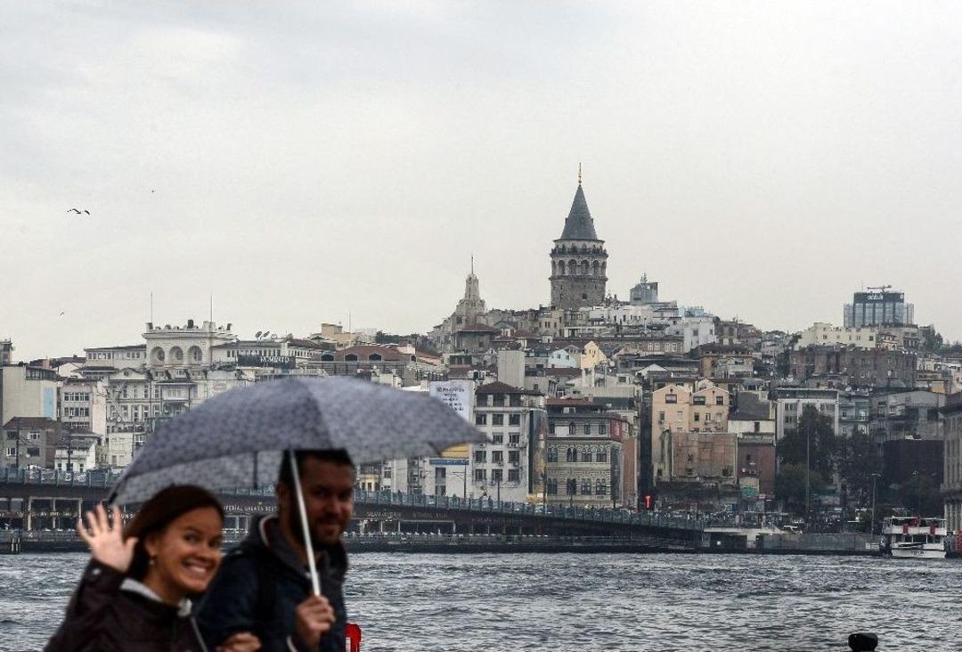 İstanbul&rsquo;da Yağmur Etkili Oldu