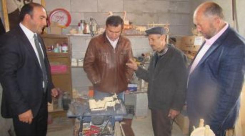 &Ccedil;ıldır Kaymakamlığından Ahşap Oymacılığına Destek